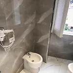 Eleven Apartament *